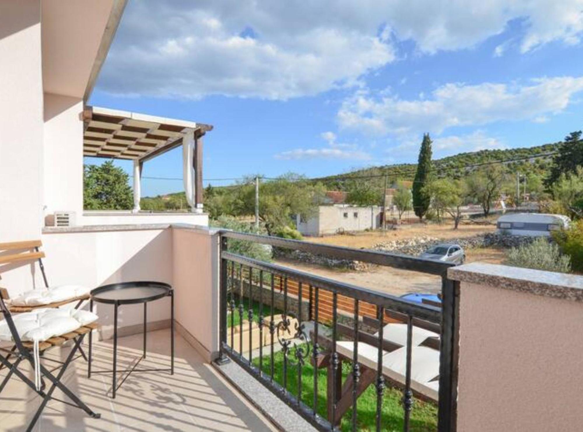 Apartment Villa Troskot Pirovac Zewnętrze zdjęcie